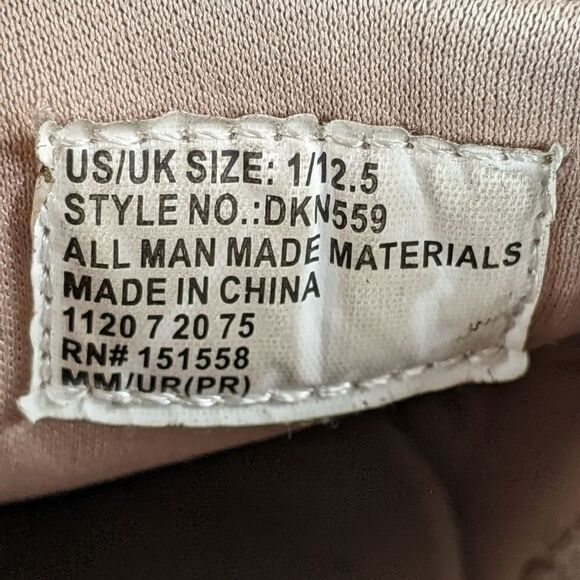 DKNY Cam Gore Logo Print Slip-On Sneaker - Picture 7 of 9